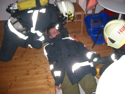 Atemschutzübung im Haus der Senioren